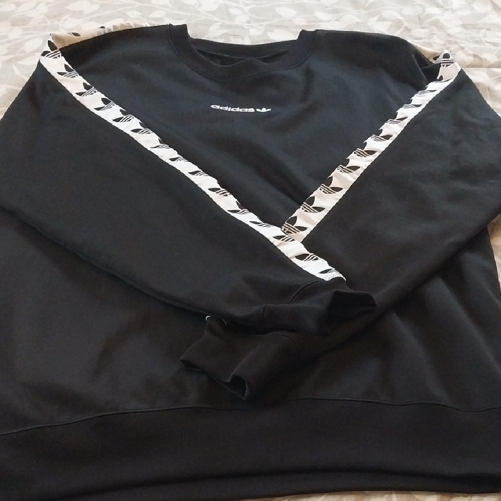Adidas Over Sized Sweatshirt. Like New! Size M